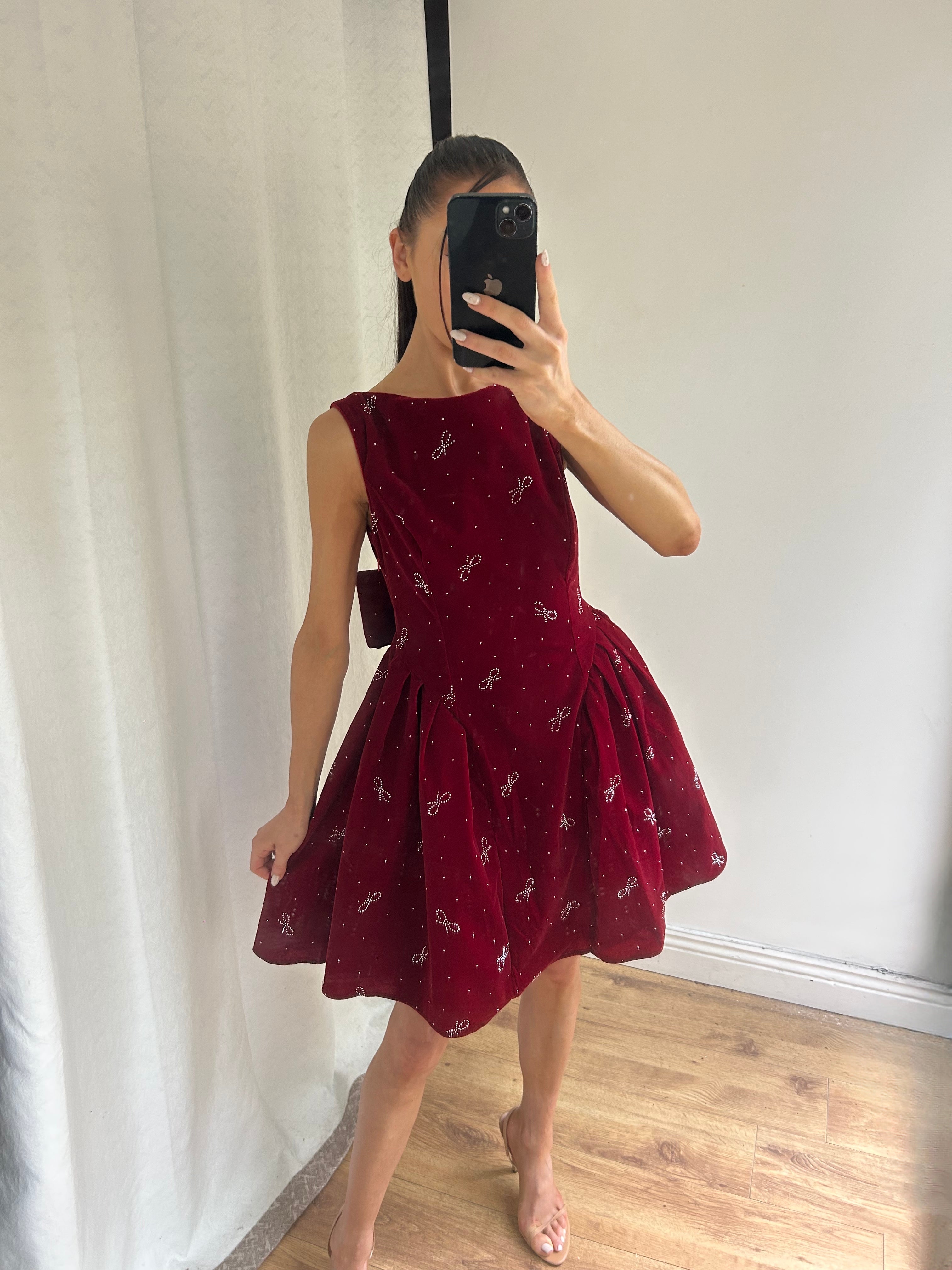 MINI VELVET BURGUNDY DRESS WITH DIAMONTE DETAIL AND BOW BACK