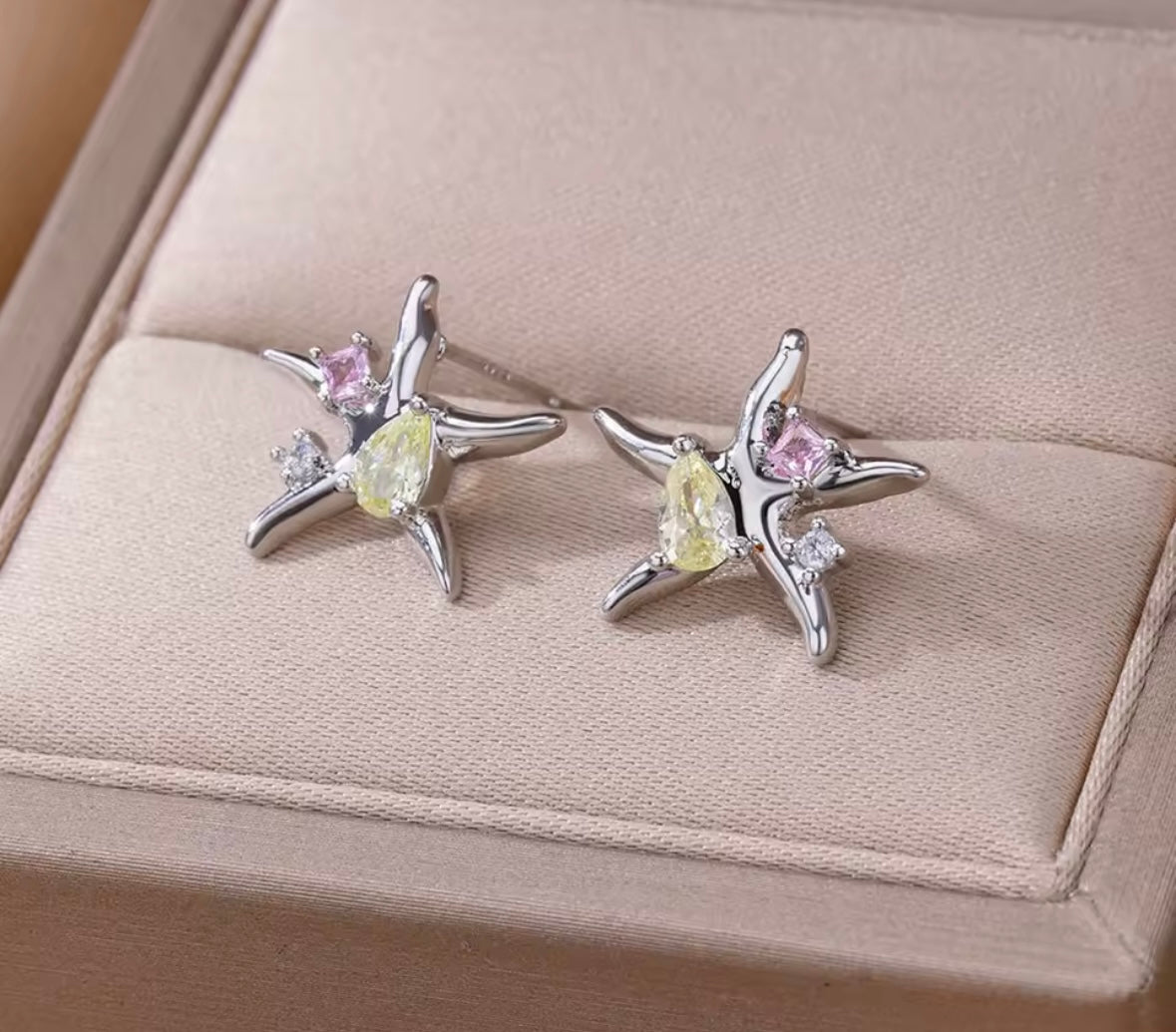 DIAMONTE STAR FISH EARRINGS SILVER